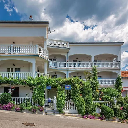 アパート Gorgeous In