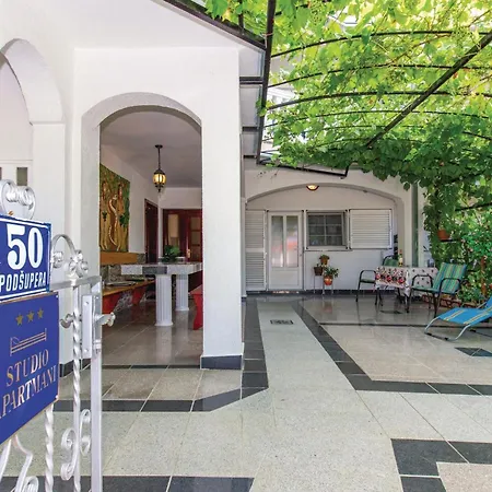 アパート Gorgeous In